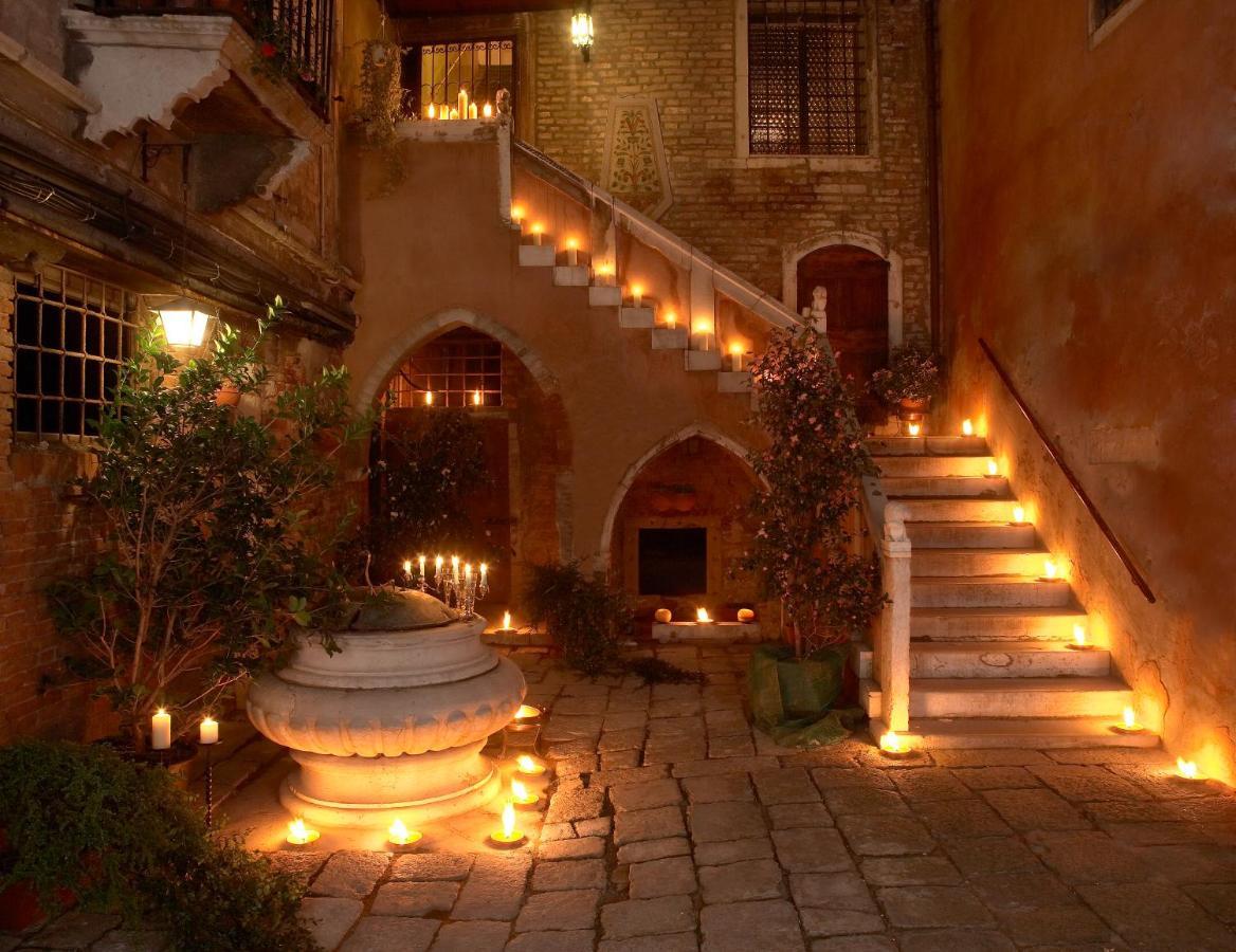 Palazzo Odoni Hotel Venesia Bagian luar foto