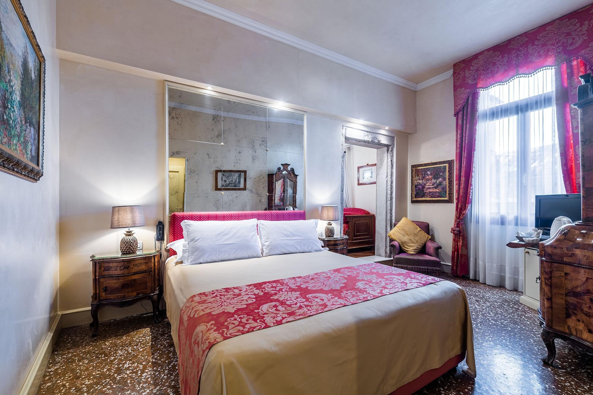 Palazzo Odoni Hotel Venesia Bagian luar foto