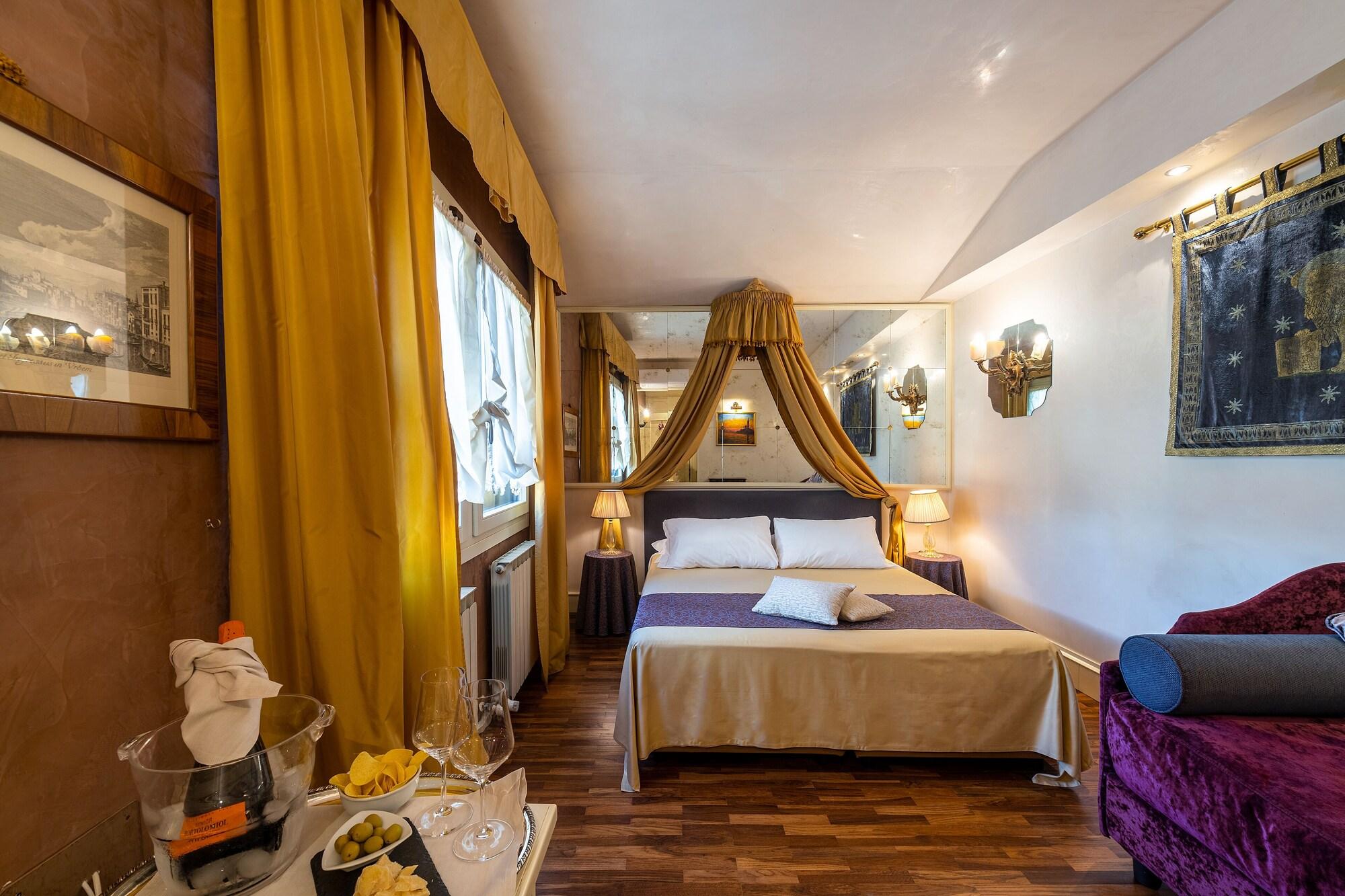 Palazzo Odoni Hotel Venesia Bagian luar foto