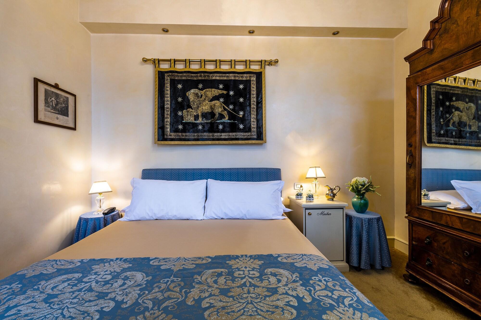 Palazzo Odoni Hotel Venesia Bagian luar foto