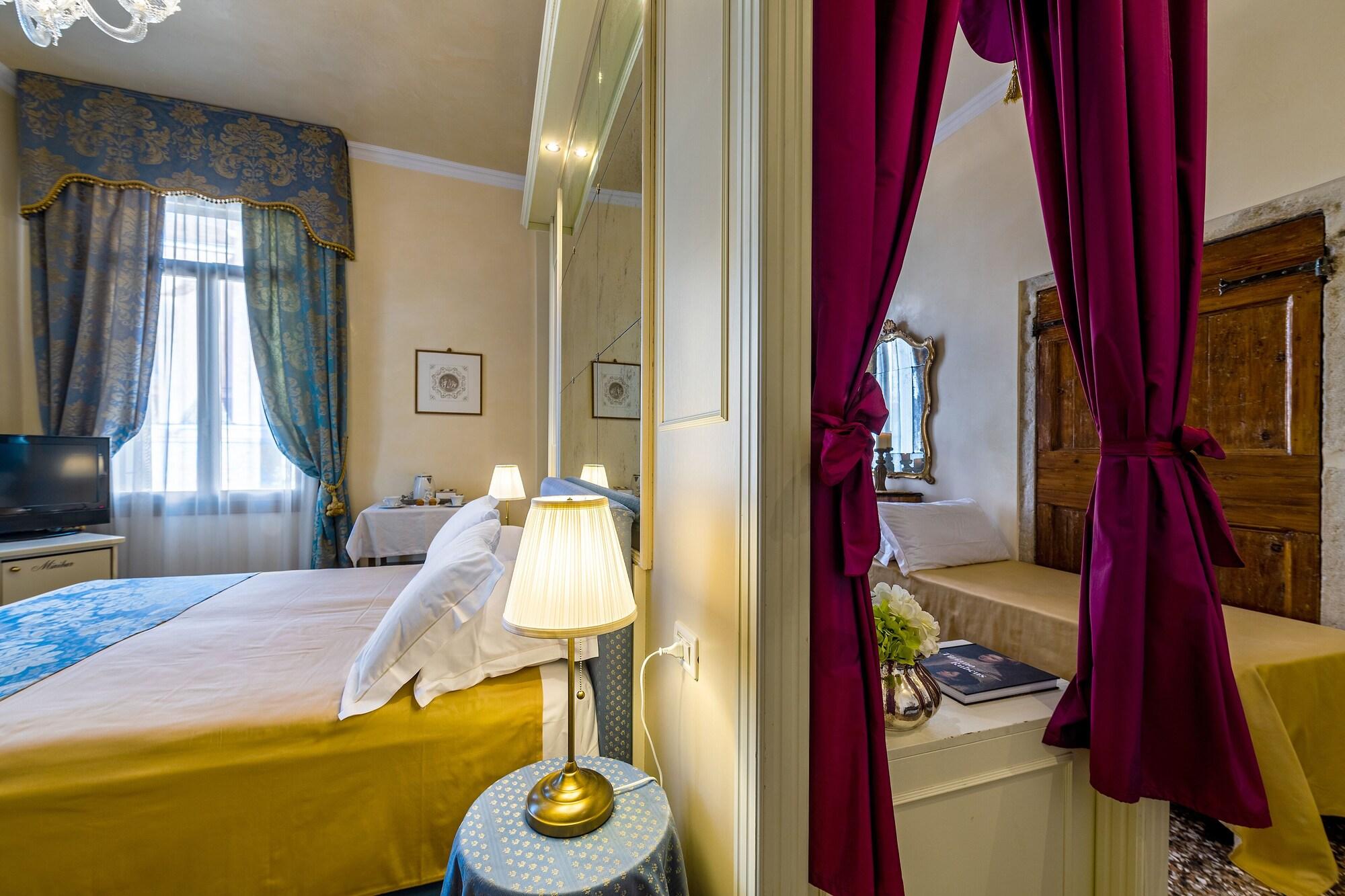 Palazzo Odoni Hotel Venesia Bagian luar foto