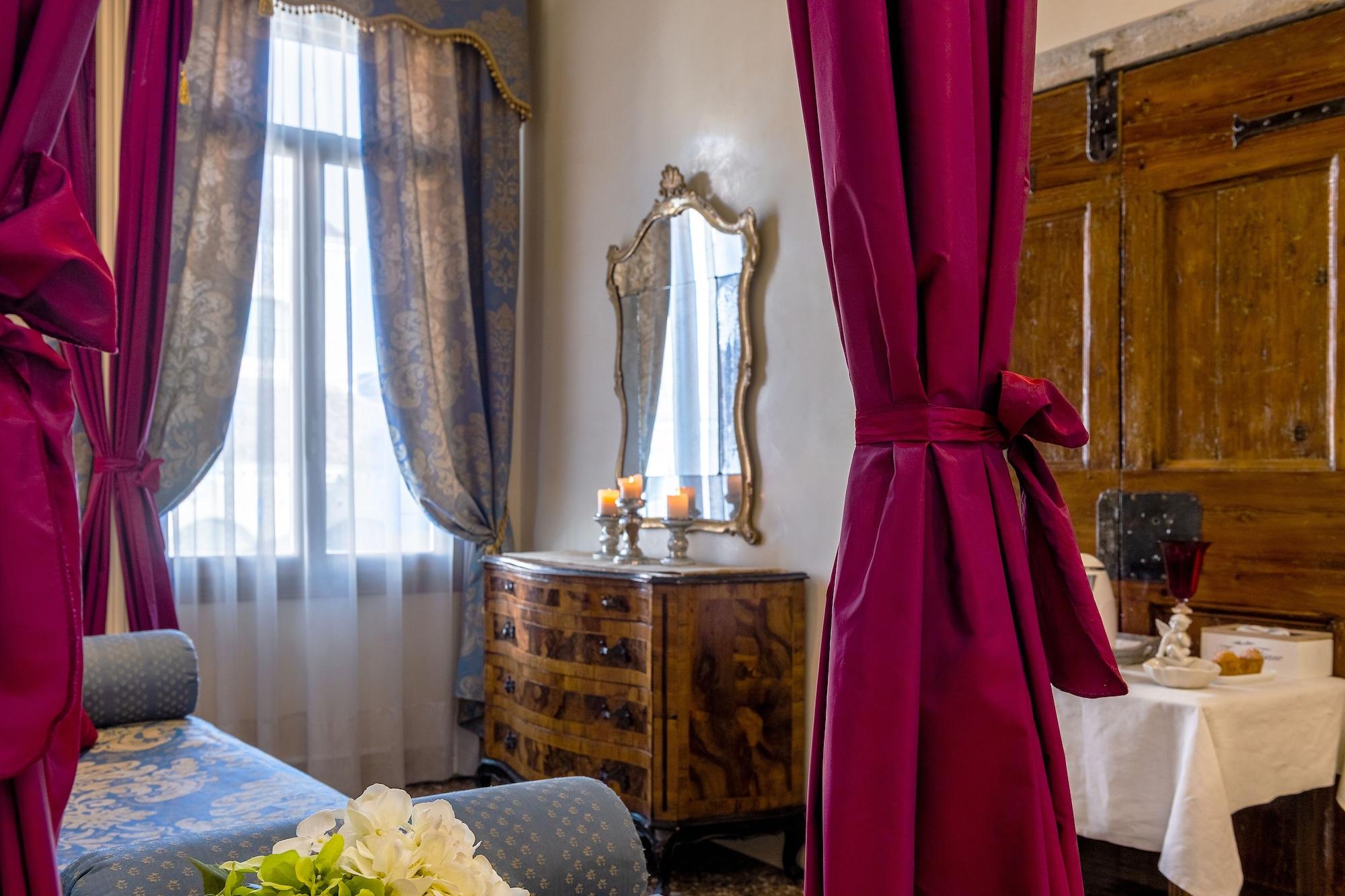 Palazzo Odoni Hotel Venesia Bagian luar foto